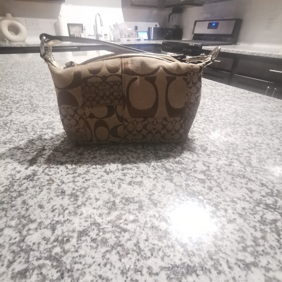 Vintage Brown Coach Shoulder Bag - Picture 2 of 2